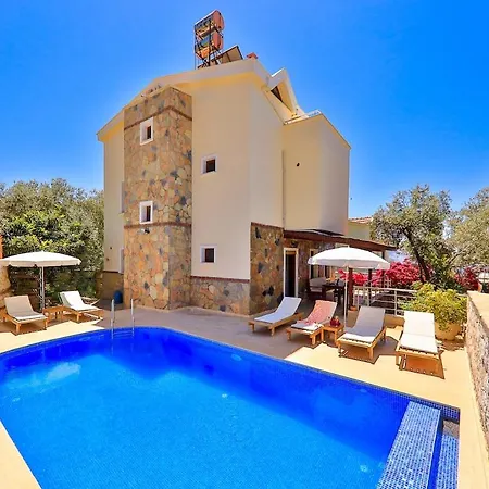 Sari - Luxury With Private Pool & Jacuzzi