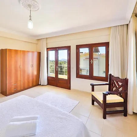 Sari - Luxury With Private Pool & Jacuzzi